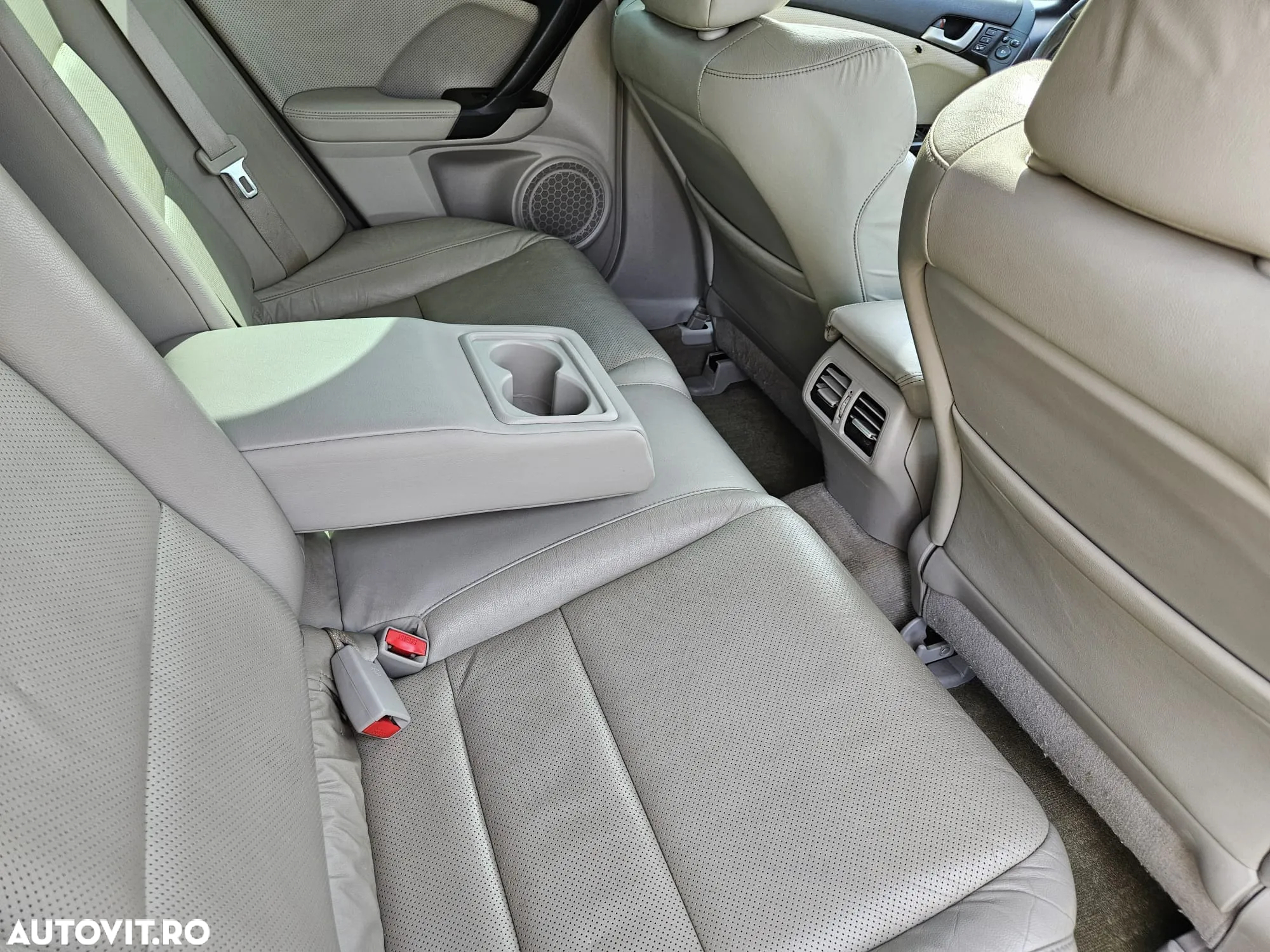 Honda Accord 2.2 i-DTEC Executive Navig - 13