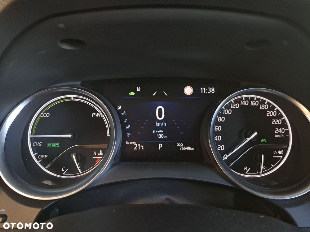 Toyota Camry 2.5 Hybrid Prestige CVT - 33