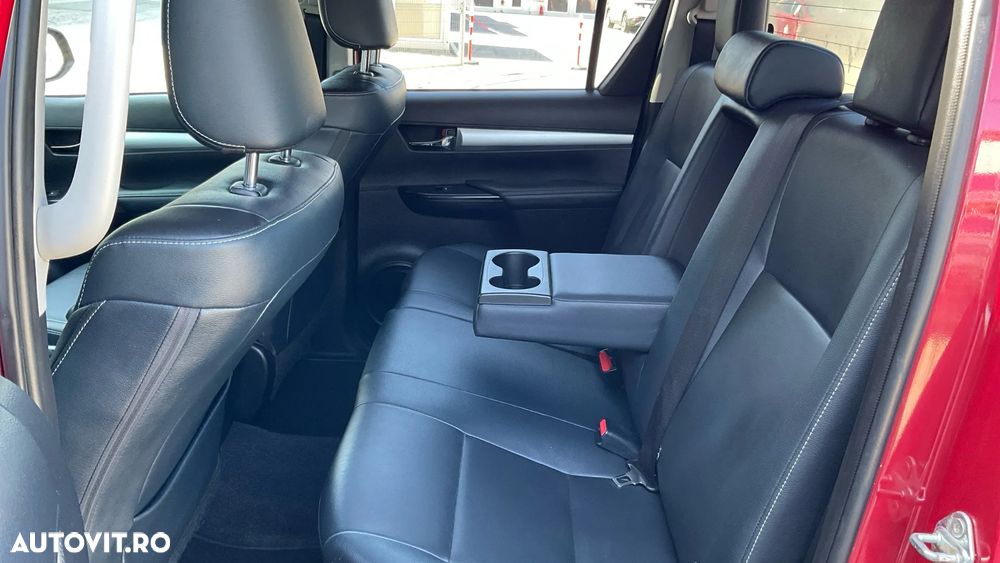 Toyota Hilux 2.4D 150CP 4x4 Double Cab AT Executive - 36
