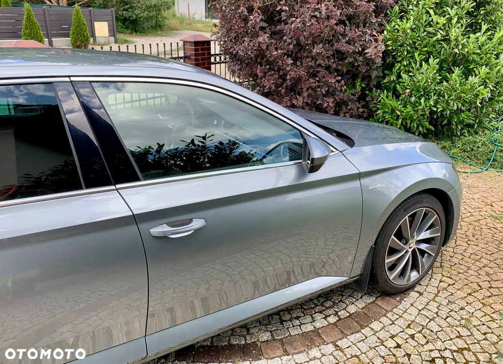 Skoda Superb 2.0 TDI L&K DSG - 5
