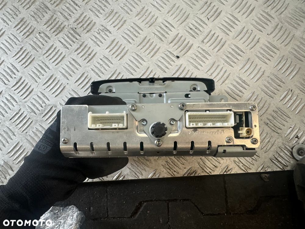 RADIO DACIA RENAULT CAPTUR 281156585R - 2