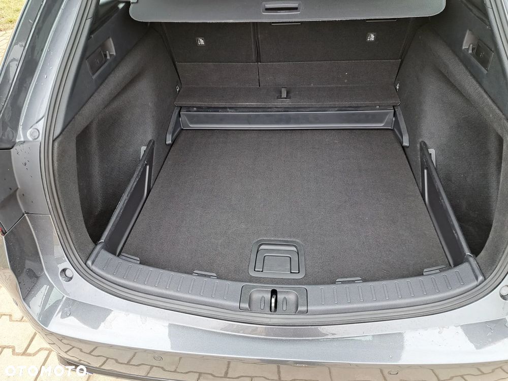 Toyota Corolla 1.8 Hybrid Comfort - 16