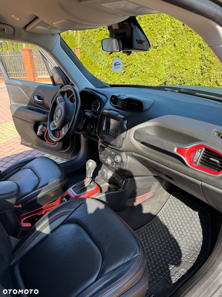 Jeep Renegade 1.3 GSE T4 Turbo Limited 4x4 S&S - 31