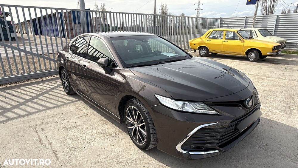 Toyota Camry 2.5 Dynamic - 2