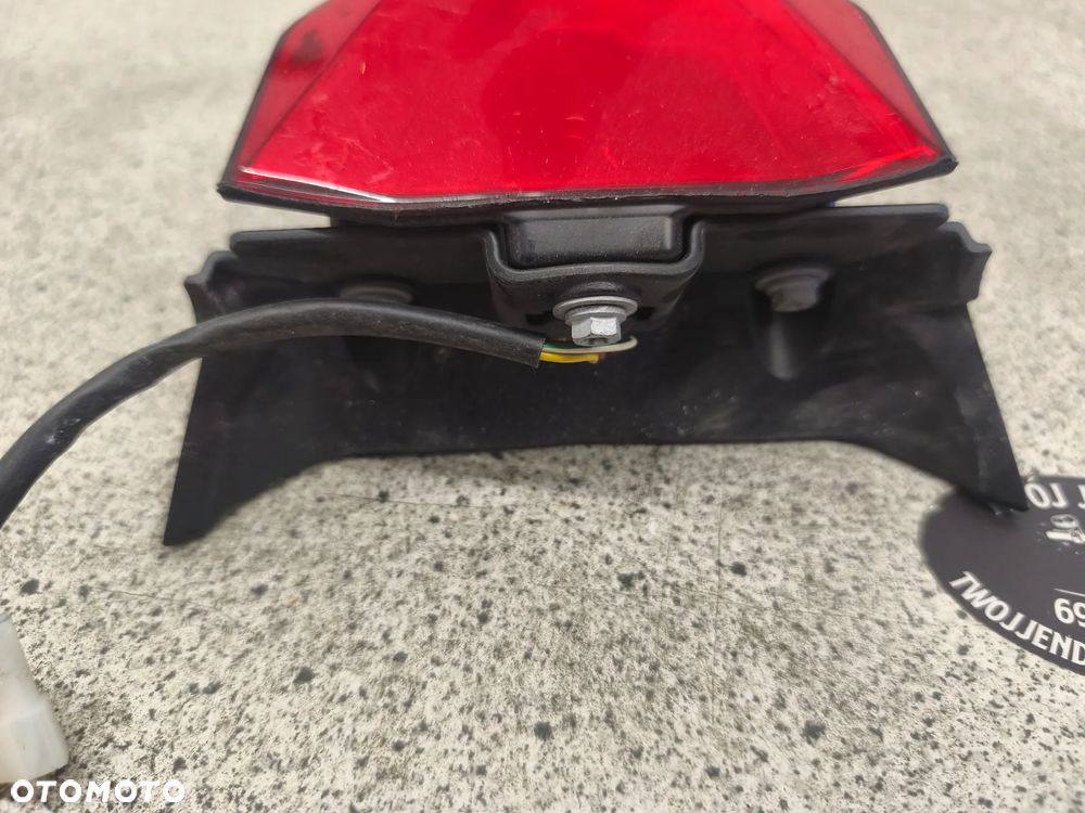 Lampa tył, tylna, wypełnienie lampy KTM 690 Duke - 10