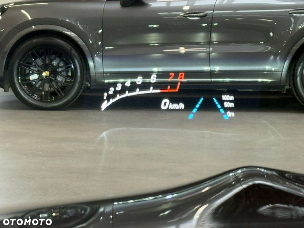 Mercedes-Benz AMG GT - 19