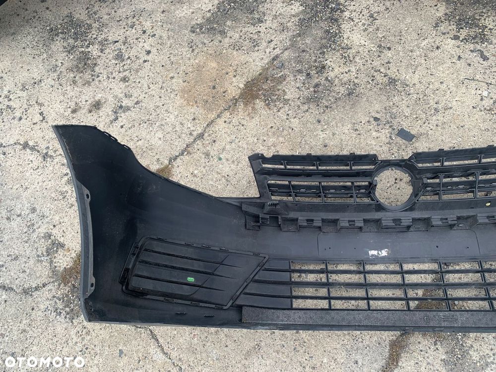 VW CADDY 15- zderzak przód 2K5807221J - 11