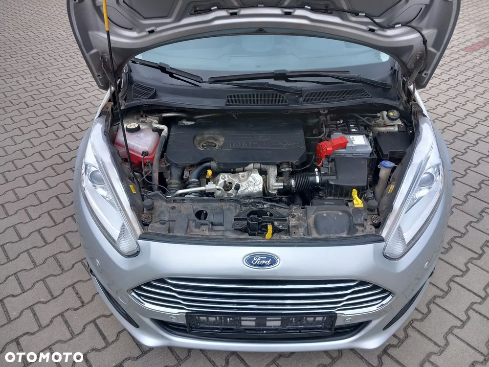 Ford Fiesta 1.5 TDCi SYNC Edition - 14