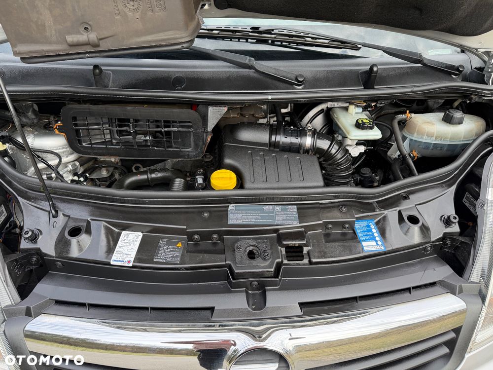 Opel Vivaro - 20