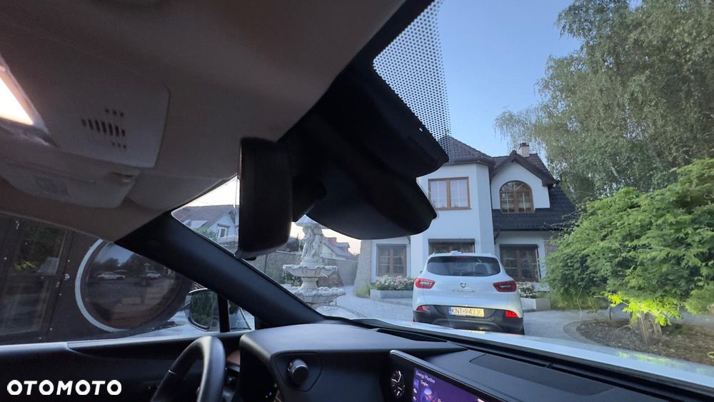 Lexus UX - 34