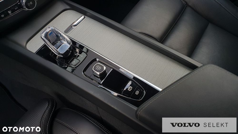Volvo XC 60 - 23