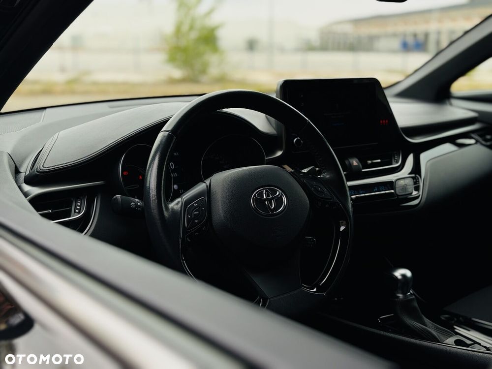Toyota C-HR - 26