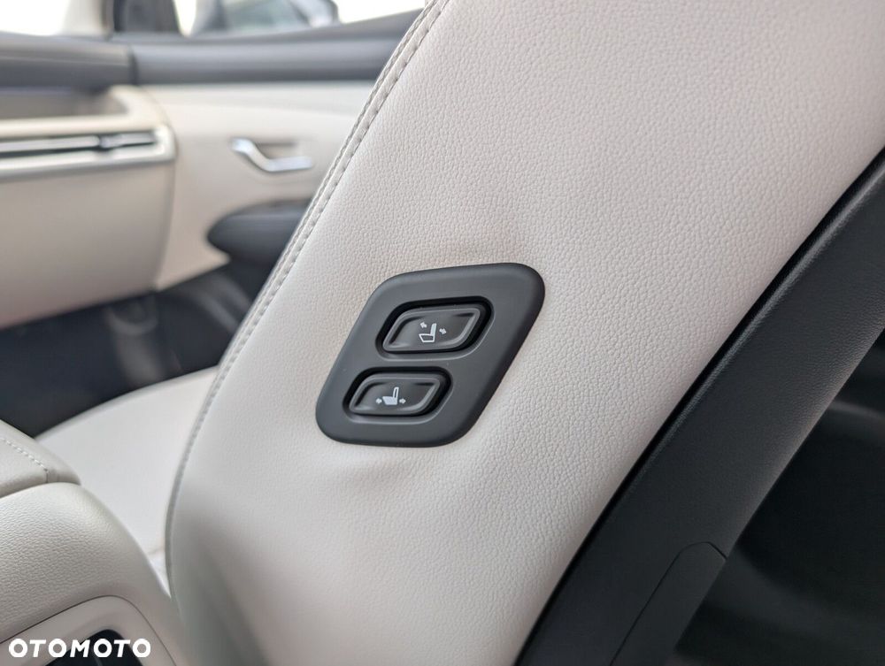 Hyundai Tucson - 12
