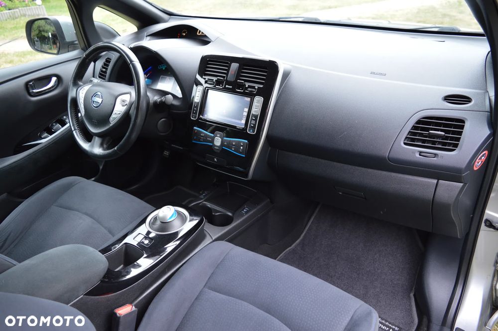 Nissan Leaf 24 kWh (mit Batterie) Visia + - 29