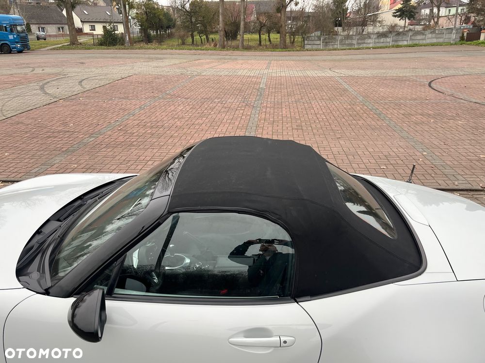 Mazda MX-5 2.0 MZR Roadster Coupe Sports-Line - 11