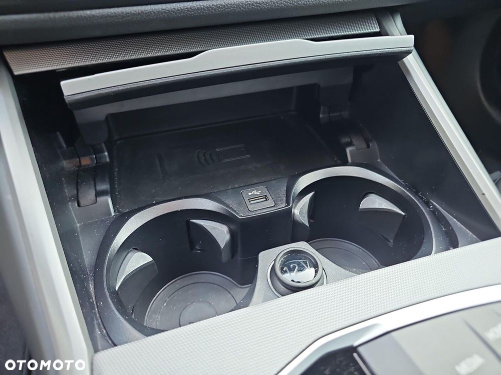 BMW Seria 3 - 29
