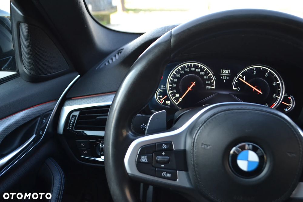BMW Seria 5 - 27