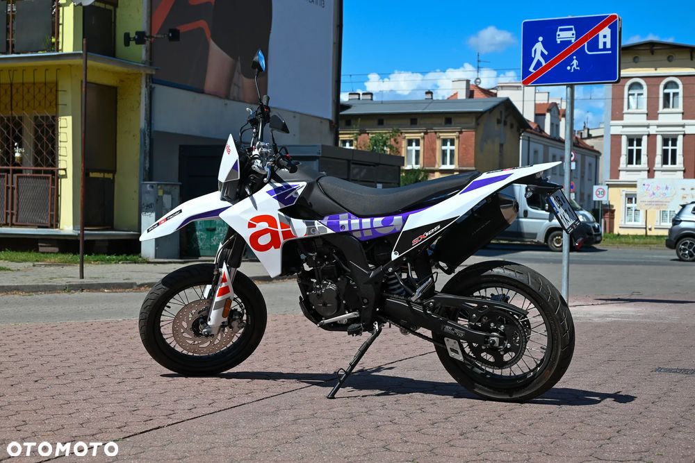 Aprilia SX - 2
