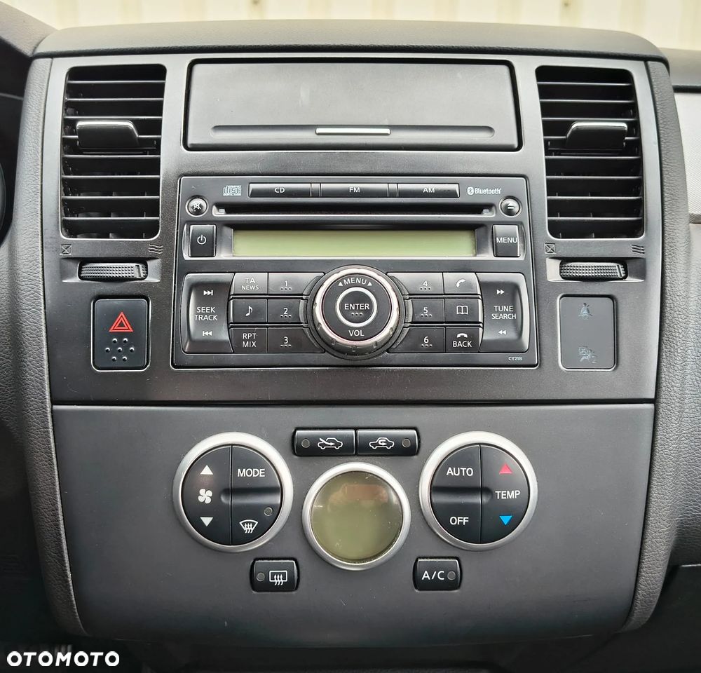 Nissan Tiida 1.6 Acenta - 22
