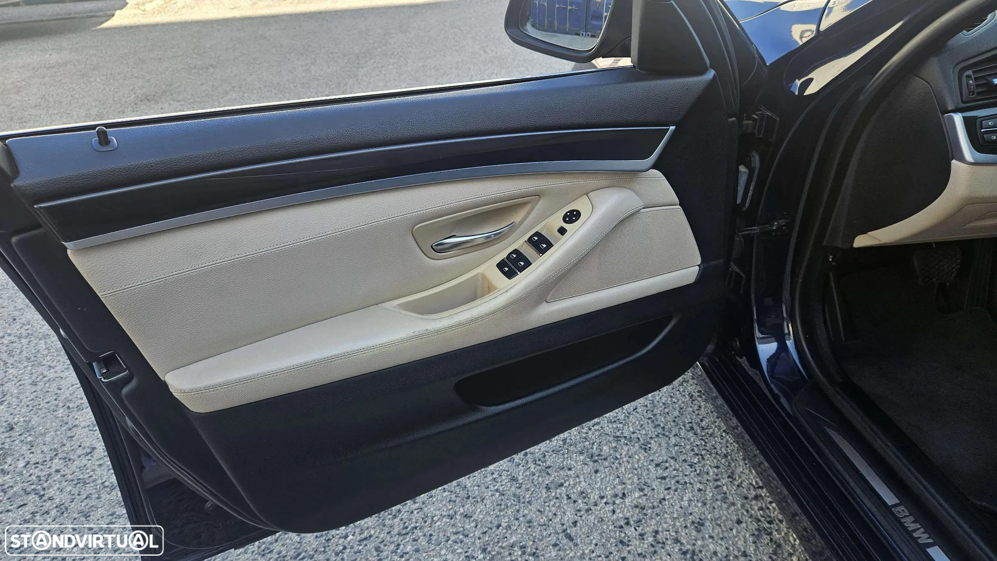 BMW 525 d Exclusive Auto 126g - 11