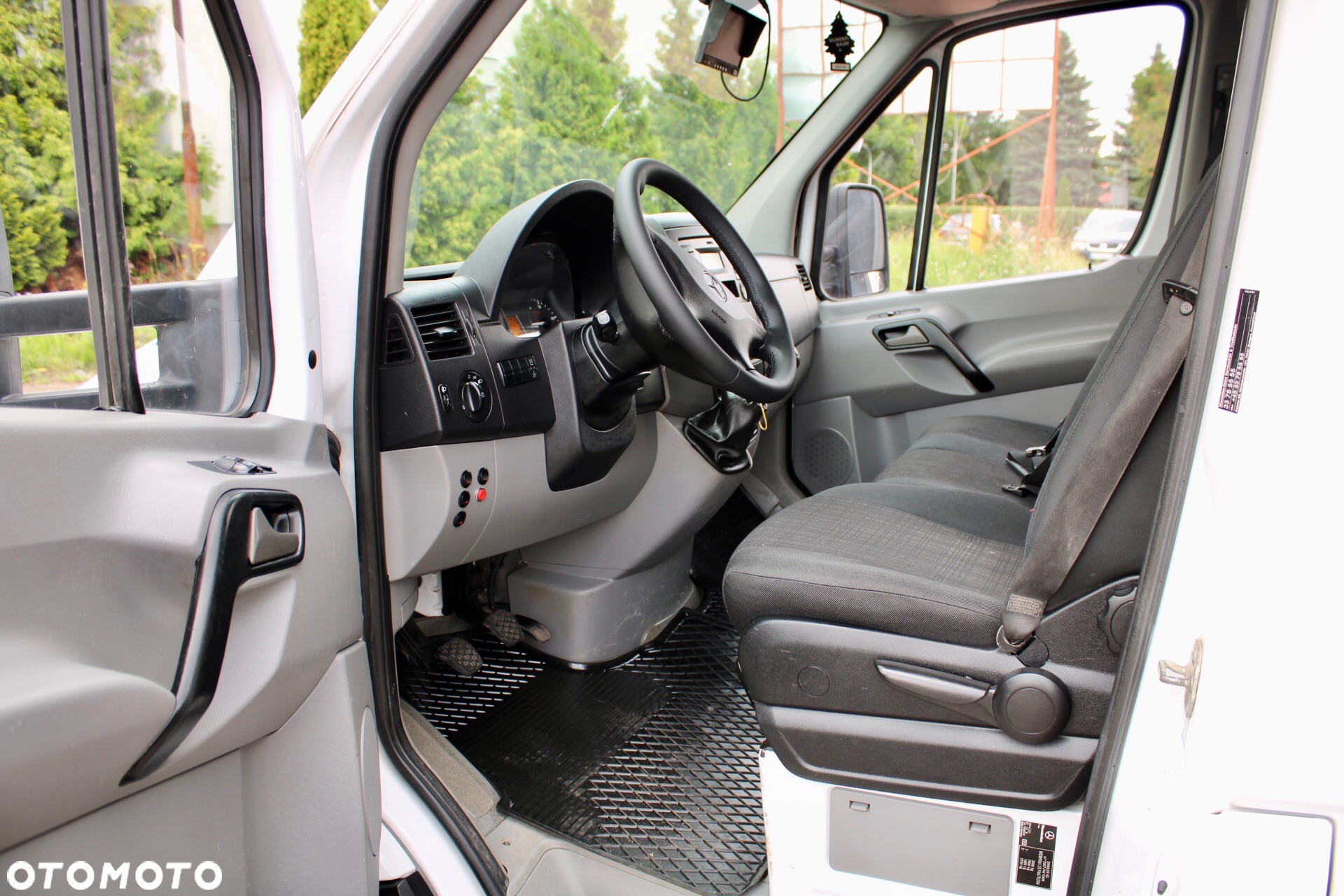Mercedes-Benz Sprinter 316 - 10
