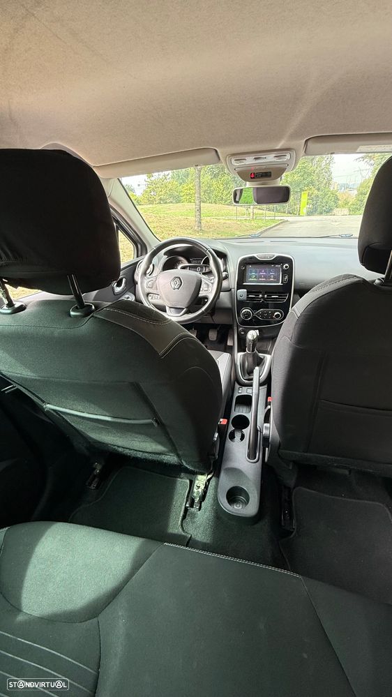 Renault Clio 1.5 dCi Dynamique S — fotografia 16