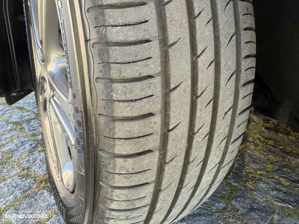 Honda Civic 1.4 i-VTEC Sport Edition - 14