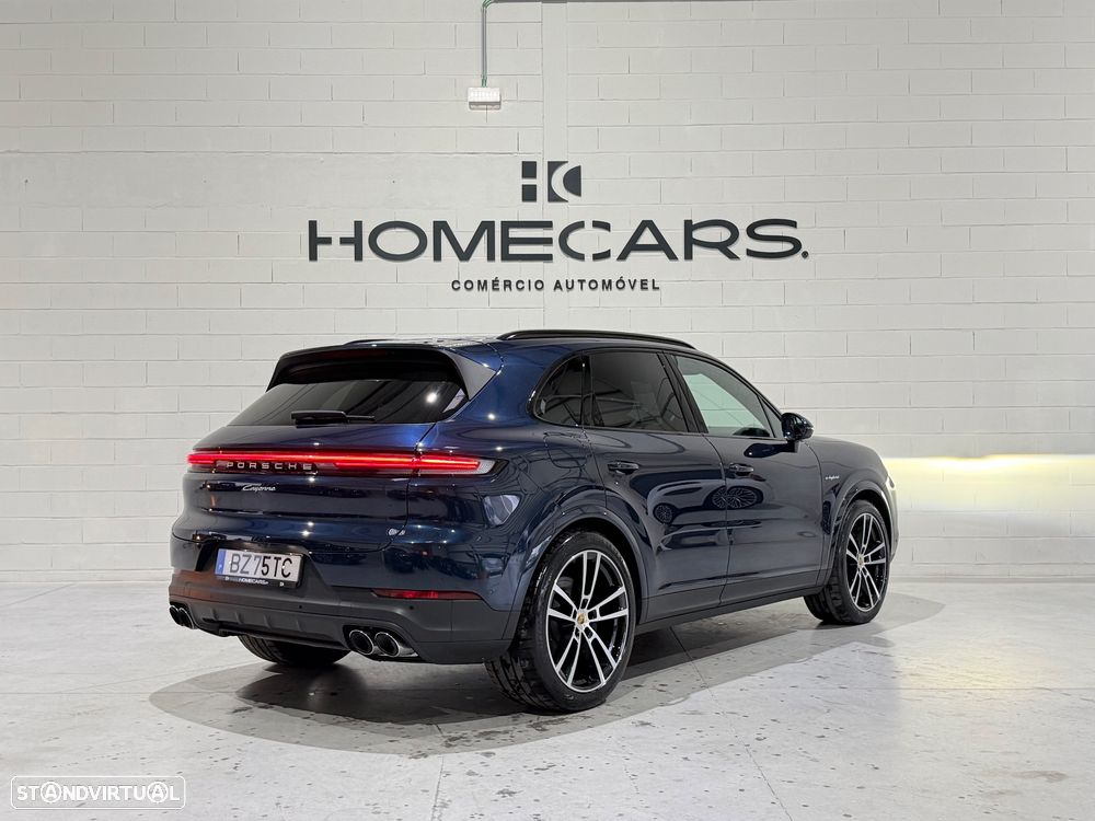 Porsche Cayenne E-Hybrid - 3