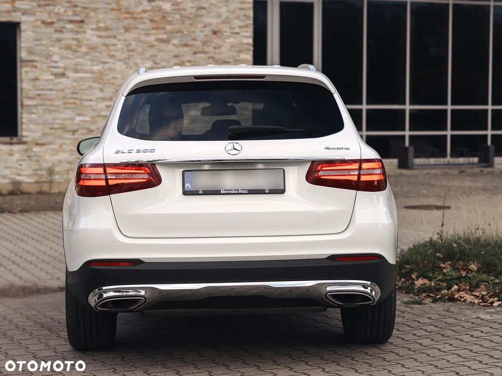 Mercedes-Benz GLC 300 4-Matic - 11