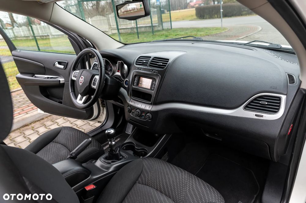 Fiat Freemont 2.0 Multijet 16V DPF Urban - 24