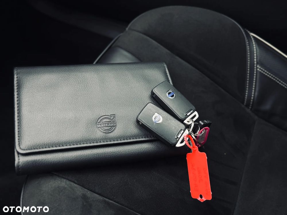 Volvo V40 D2 Momentum - 34