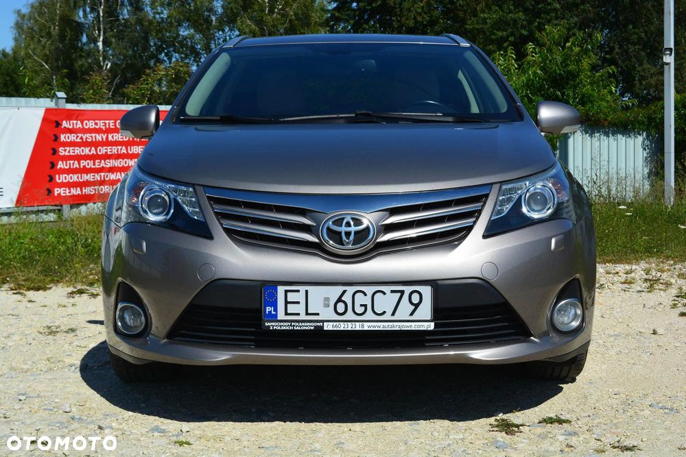 Toyota Avensis 2.2 D-CAT Premium - 6
