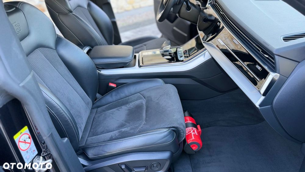 Audi Q8 50 TDI mHEV Quattro Tiptronic - 16