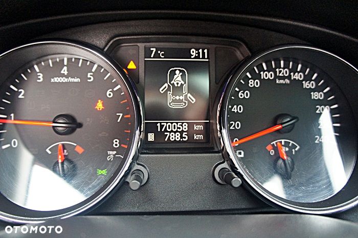 Nissan Qashqai+2 2.0 360 - 6