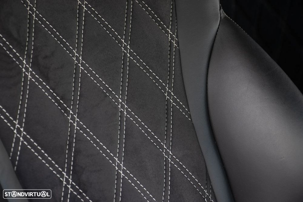 Bentley Continental Speed - 35