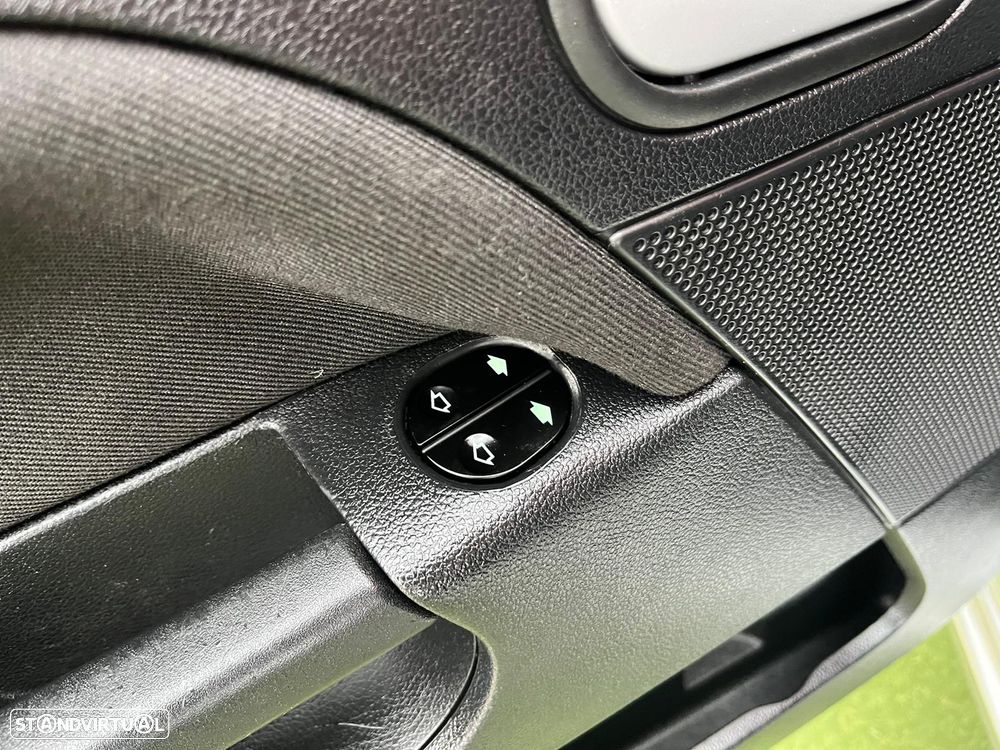 Ford Fiesta 1.4 TDCi Ghia Durashift - 16