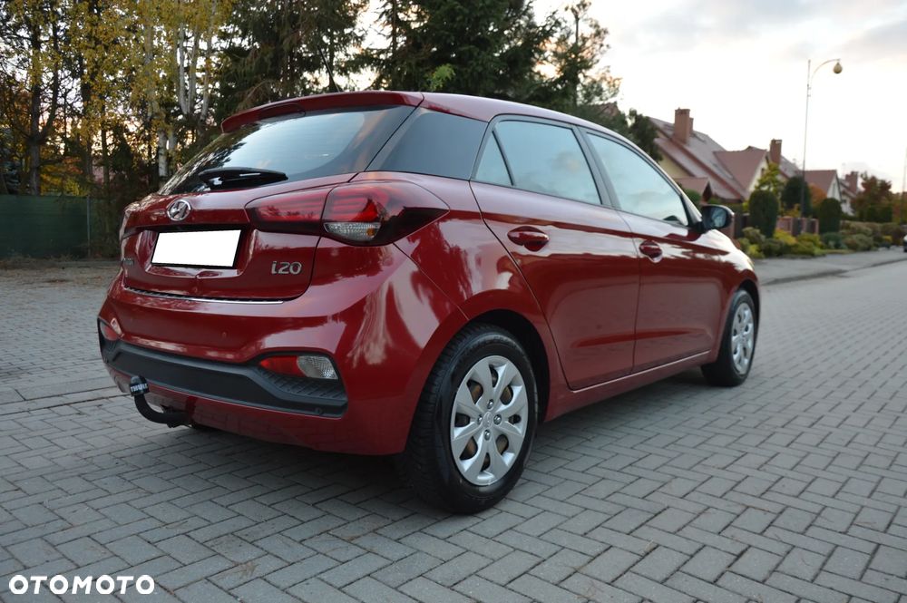 Hyundai i20 - 12