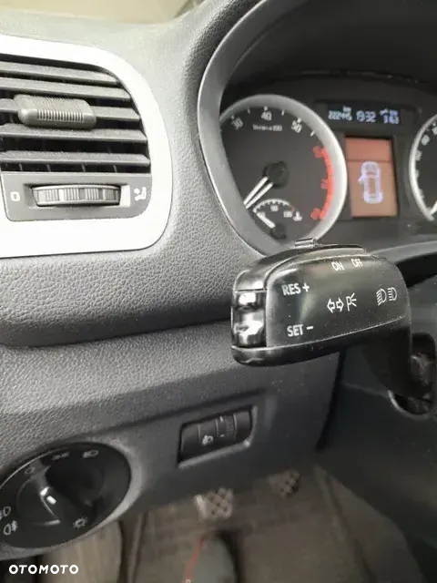 Skoda Roomster 1.4 16V Style - 10