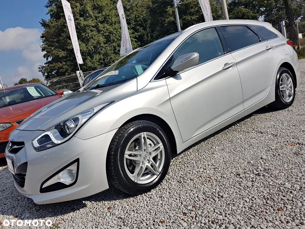 Hyundai i40 i40cw 1.7 CRDi Fifa World Cup Edition - 34