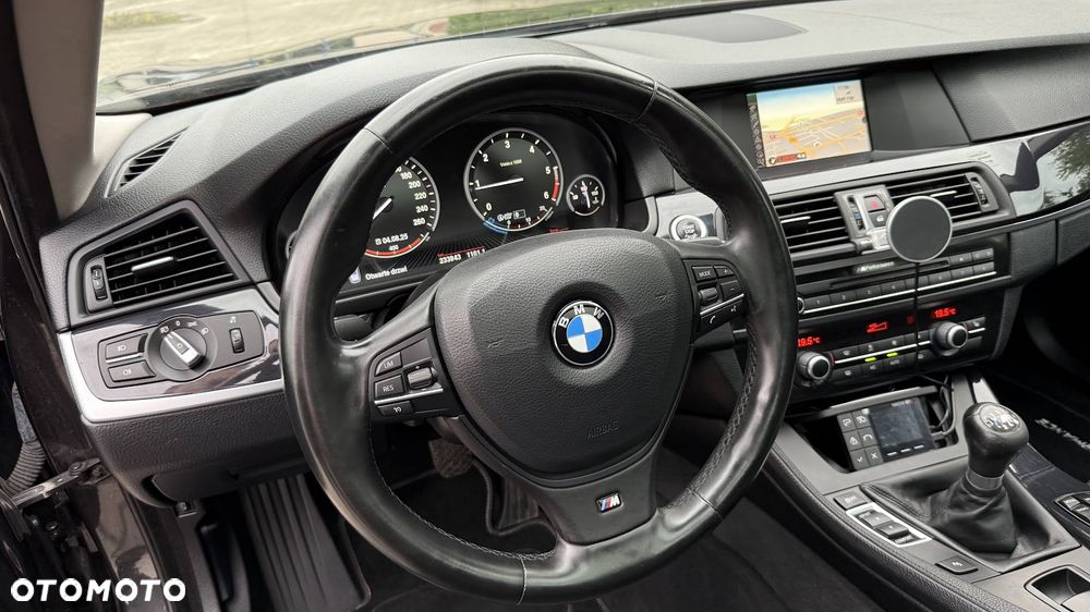 BMW Seria 5 520d - 8