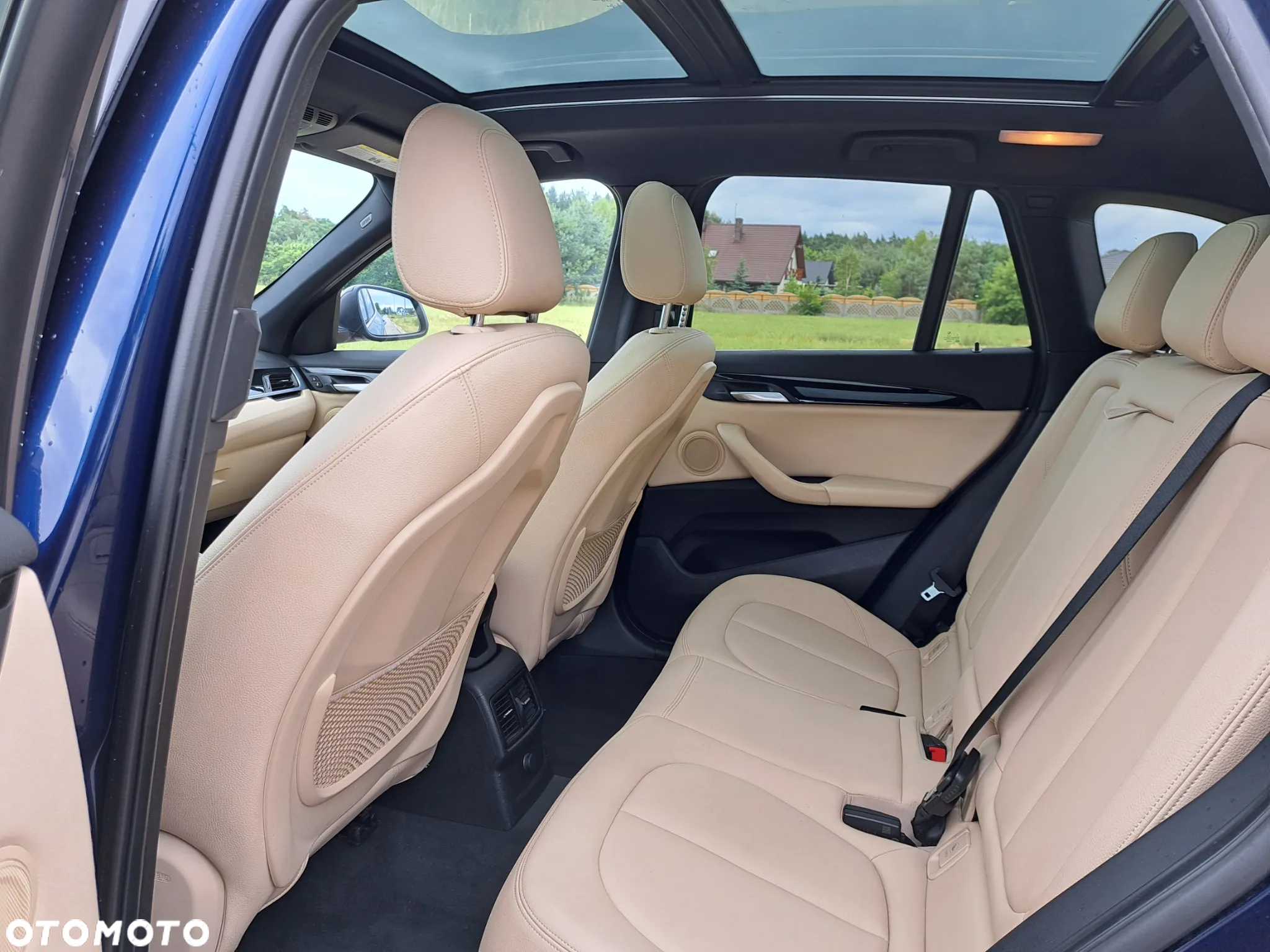 BMW X1 - 12