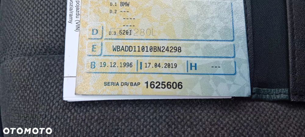 BMW Seria 5 520i - 31