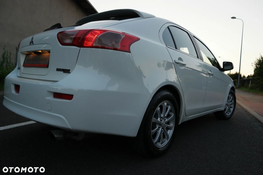 Mitsubishi Lancer - 33