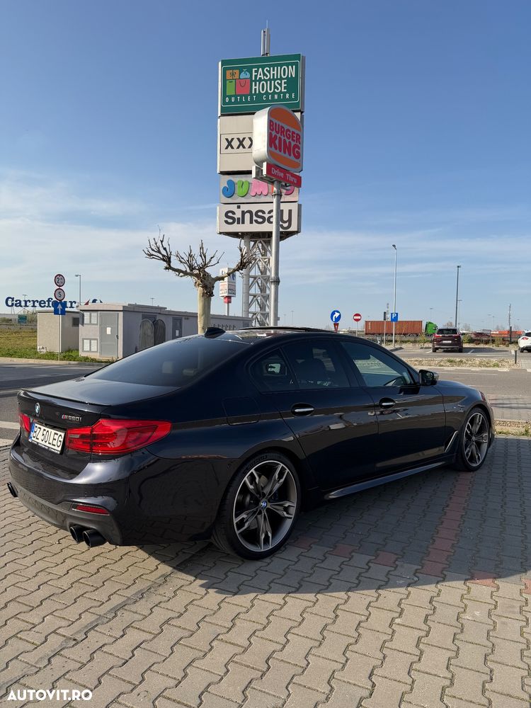 BMW M5 M550i xDrive AT - 3