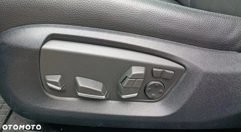 BMW Seria 5 - 33