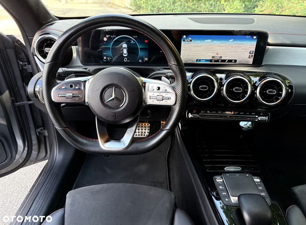 Mercedes-Benz CLA 180 AMG Line 7G-DCT - 18