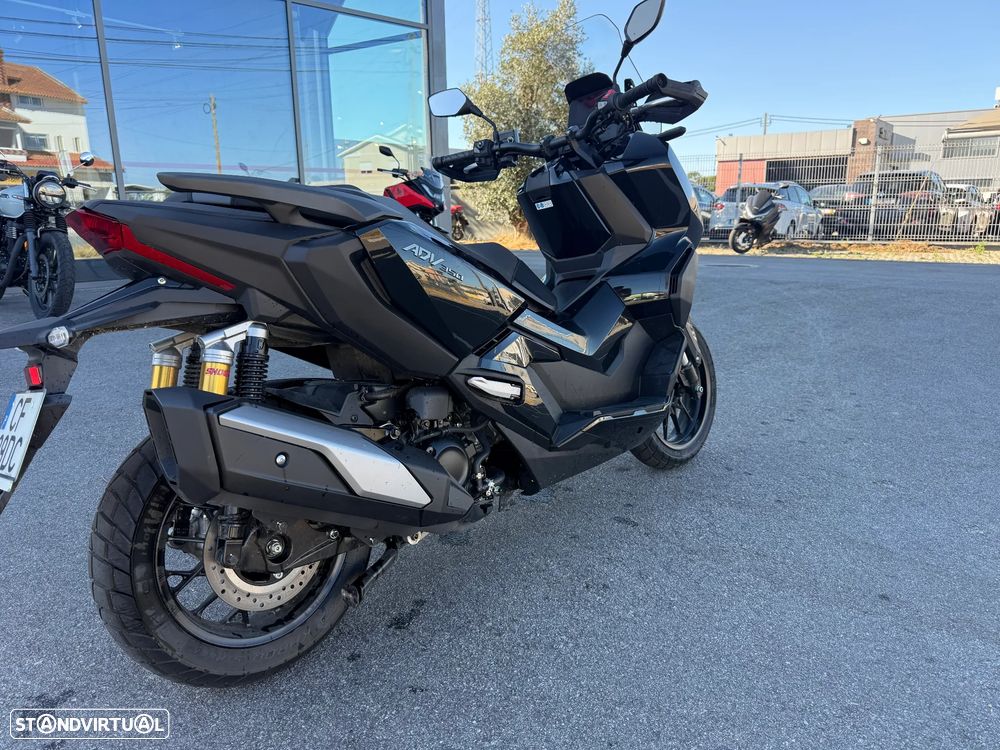 Honda ADV - 3