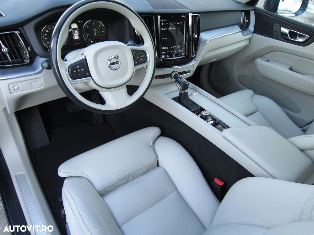 Volvo XC 60 D4 Geartronic Momentum - 11