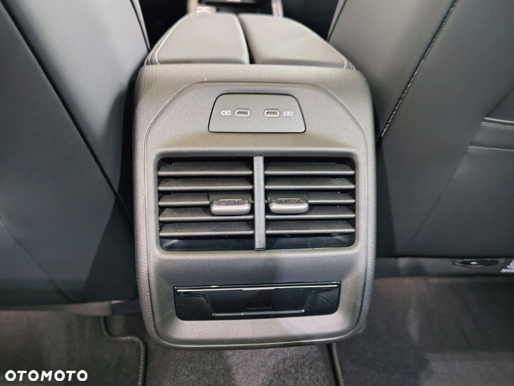 Volkswagen Passat - 28