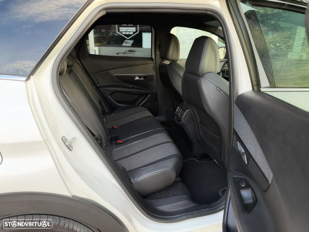 Peugeot 3008 1.6 BlueHDi GT Line - 16